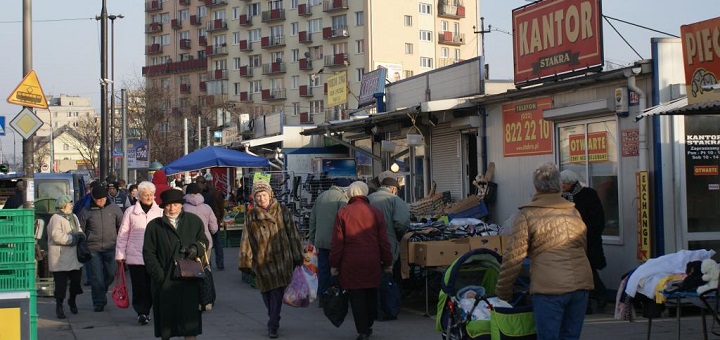 Centrum lokalne zamiast zapuszczonego bazarku na Rakowcu