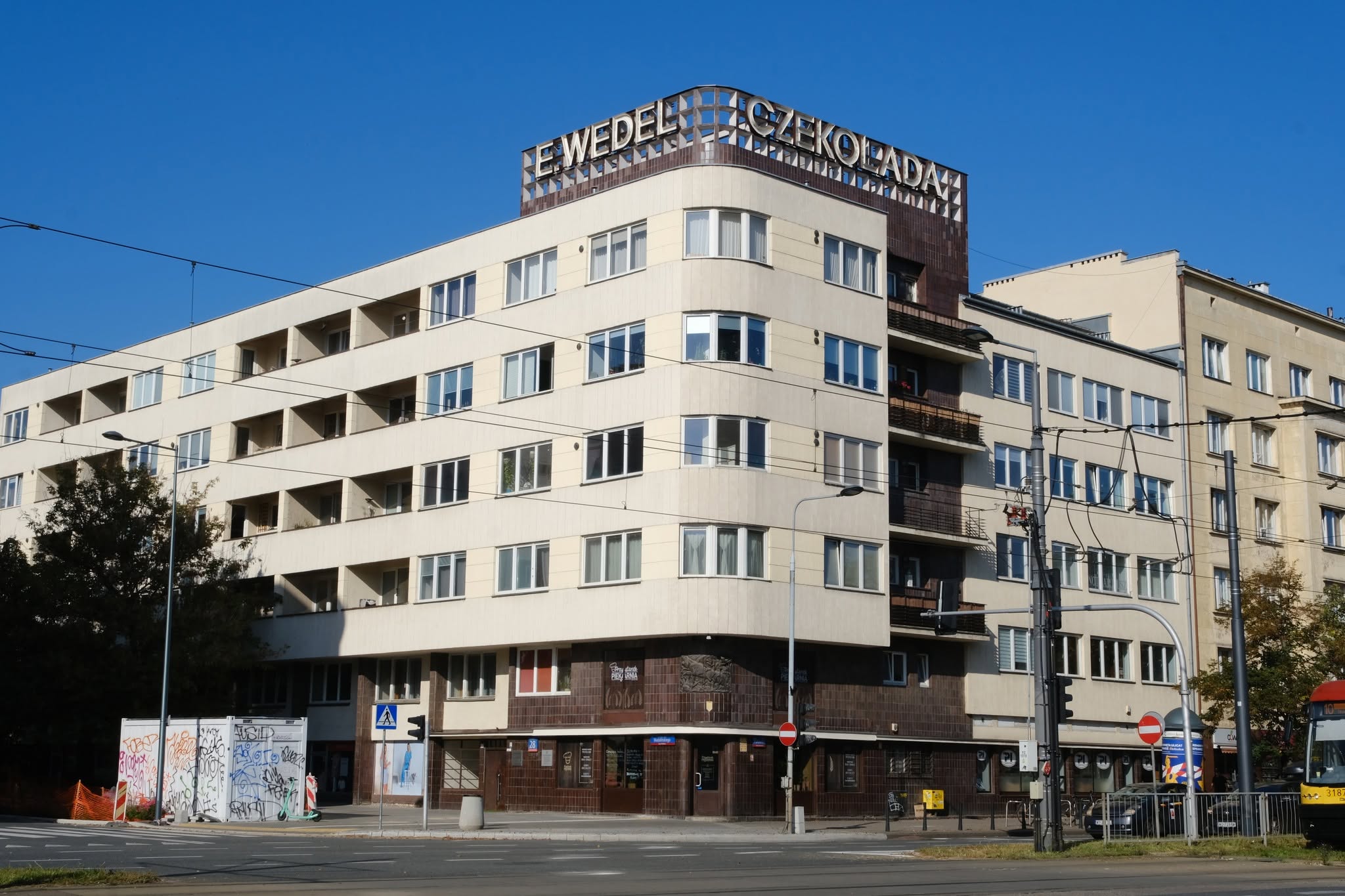 SPACER UL. PUŁAWSKĄ W POSZUKIWANIU UL. NOWOALEKSANDRYJSKIEJ